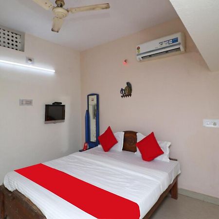 Hotel Padoshi Puri Near Beach Best Choice Of Travellers By Morservices Exterior photo